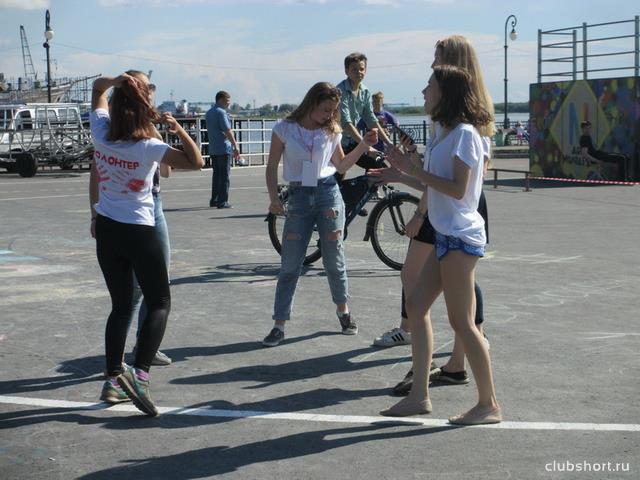 37833_00008330.jpg